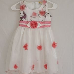 Girl dress.